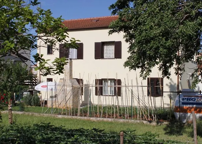 With A Parking Space Peroj, Fazana - 7516 Apartment