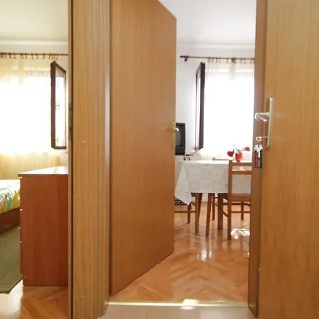 Apartamento With A Parking Space Peroj, Fazana - 7516 *
