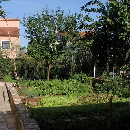 With A Parking Space Peroj, Fazana - 7516